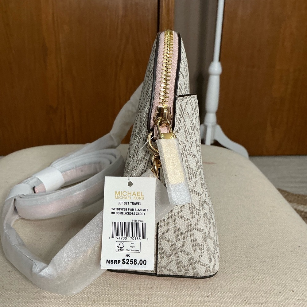 Michael Kors Jet Set Large Dome Crossbody - Picture 3 of 5